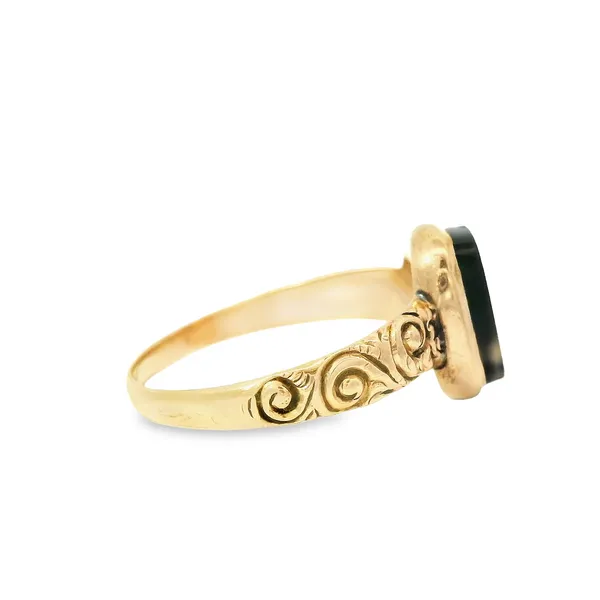 10K Yellow Gold Vintage Onyx Intaglio Ring Image 2 Chipper's Jewelry Bonney Lake, WA