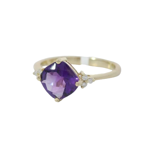 14K Yellow Gold Amethyst Ring Image 4 Chipper's Jewelry Bonney Lake, WA