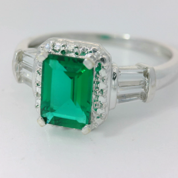 10K White Gold Synthetic Emerald Ring Image 4 Chipper's Jewelry Bonney Lake, WA
