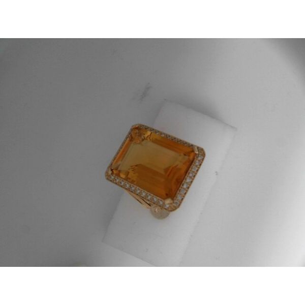 14KY Citrine and Diamond Halo Ring.  SZ 6.75 Chipper's Jewelry Bonney Lake, WA
