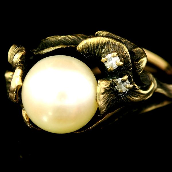 14KY Flower and Leaf Motif Cultured Pearl and Diamond Ring SZ 7.5 Image 2 Chipper's Jewelry Bonney Lake, WA