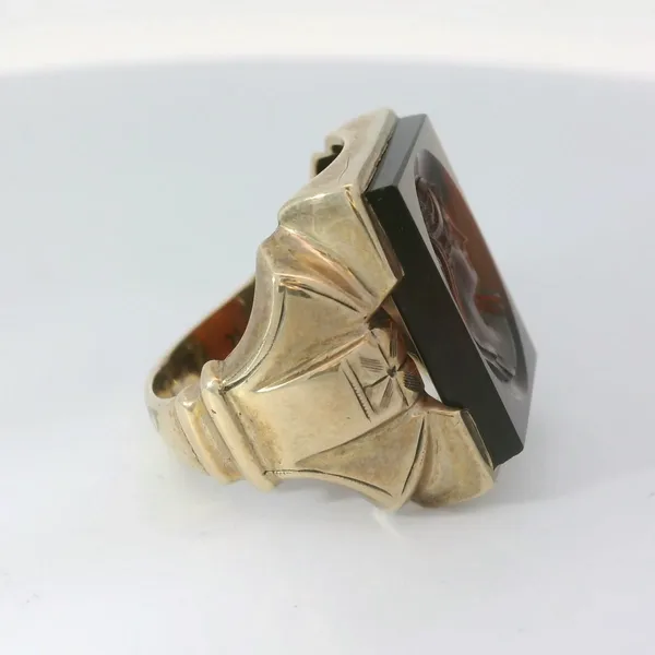 10K Yellow Gold Intaglio Fashion Ring Image 2 Chipper's Jewelry Bonney Lake, WA