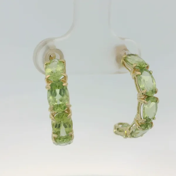 14KY Peridot Earrings Image 3 Chipper's Jewelry Bonney Lake, WA