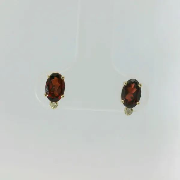 14KY Garnet Earrings Chipper's Jewelry Bonney Lake, WA