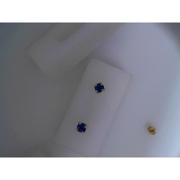 14KY 1.38ctw Sapphire Stud Earrings Chipper's Jewelry Bonney Lake, WA