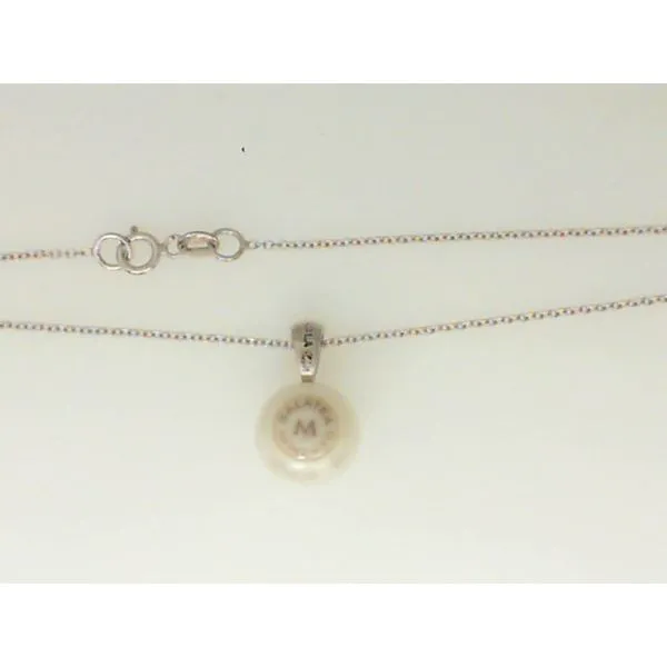 14K White Gold Bible in a Cultured Pearl Pendant with 18" Cable Chain Image 2 Chipper's Jewelry Bonney Lake, WA