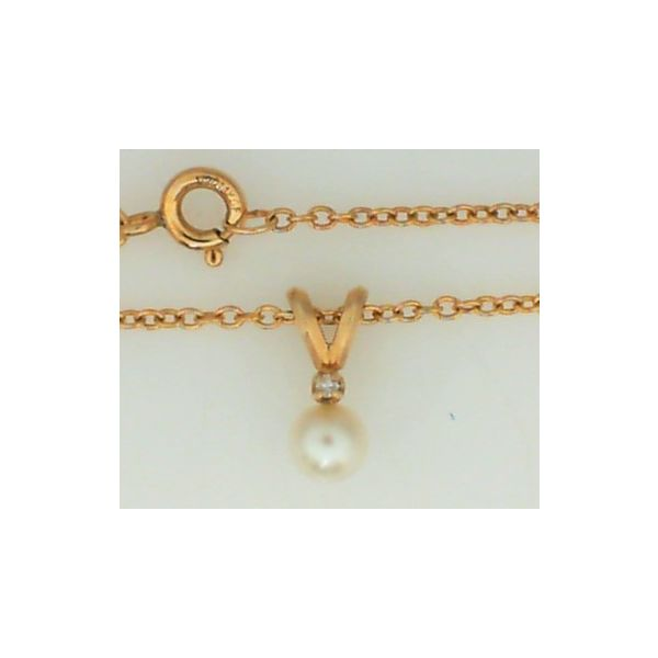 Akoya Pearl and Diamond Pendant Chipper's Jewelry Bonney Lake, WA