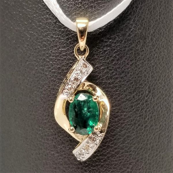 Pendant Chipper's Jewelry Bonney Lake, WA