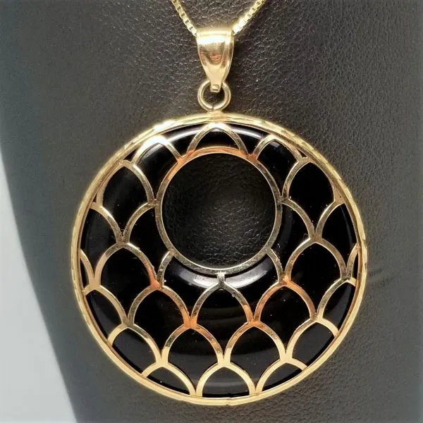 14kt Yellow Gold Onyx Pendant Chipper's Jewelry Bonney Lake, WA