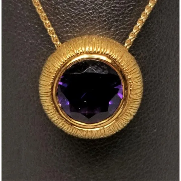 Amethyst Pendant 18Kt Yellow Gold Chipper's Jewelry Bonney Lake, WA
