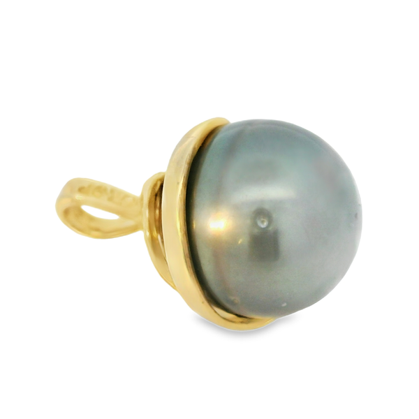 Grey Tahitian Pearl Pendant with 14K Yellow Gold Chain Chipper's Jewelry Bonney Lake, WA