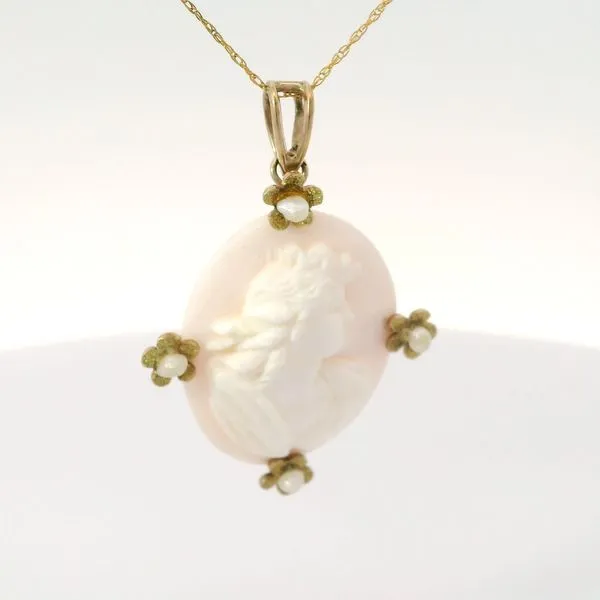 Vintage 10K Yellow Gold Cameo Pendant with 18" Gold Filled Chain Image 2 Chipper's Jewelry Bonney Lake, WA