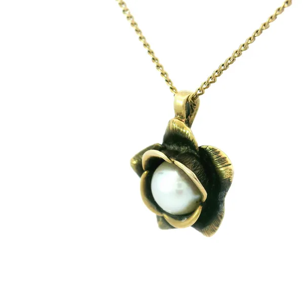 14K Yellow Gold Floral Cultured Pearl Pendant with 18" 14K Yellow Gold Cable Chain Image 3 Chipper's Jewelry Bonney Lake, WA