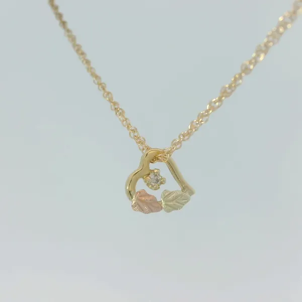 10KY Diamond Heart Pendant w/18
