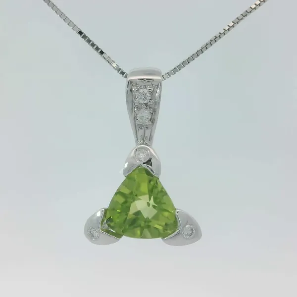 14KW 7x7 Peridot Diamond Pendant Chipper's Jewelry Bonney Lake, WA