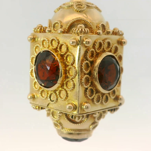 22KY Feldspar Red Andesine Lantern Pendant w/ 18KY 24