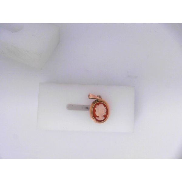 14K Yellow Gold Shell Cameo Pendant Chipper's Jewelry Bonney Lake, WA