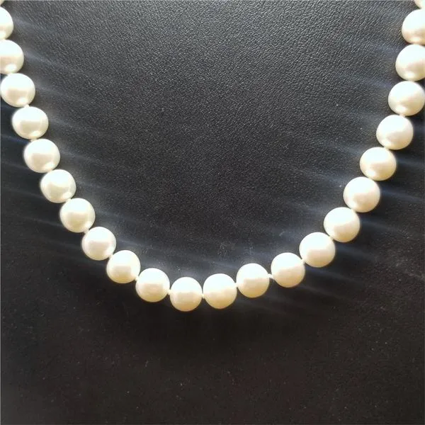 14K Yellow Gold Akoya Cultured Pearl Necklace Chipper's Jewelry Bonney Lake, WA