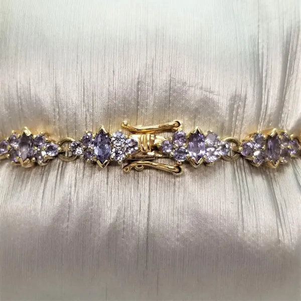 Tanzanite Bracelet in 14K Yellow Gold Image 3 Chipper's Jewelry Bonney Lake, WA