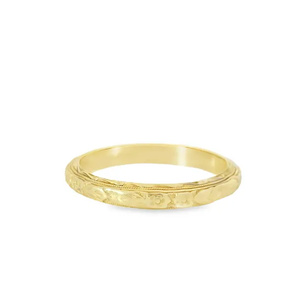 14KY Vintage Engraved Wedding Band
