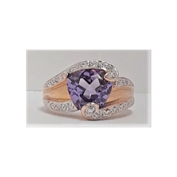 14kt Yellow Gold Trillion Cut Amethyst Fashion Ring Chipper's Jewelry Bonney Lake, WA