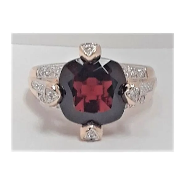 14Kt Yellow Gold Garnet Fashion Ring with Diamonds Chipper's Jewelry Bonney Lake, WA