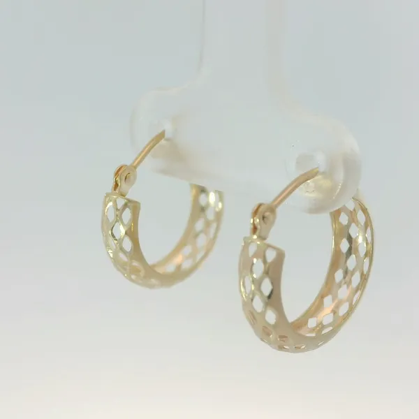 14KY Diamond Cut Hoops Image 4 Chipper's Jewelry Bonney Lake, WA