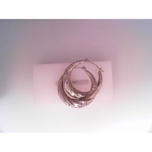 14KW Hoop Earrings. Chipper's Jewelry Bonney Lake, WA