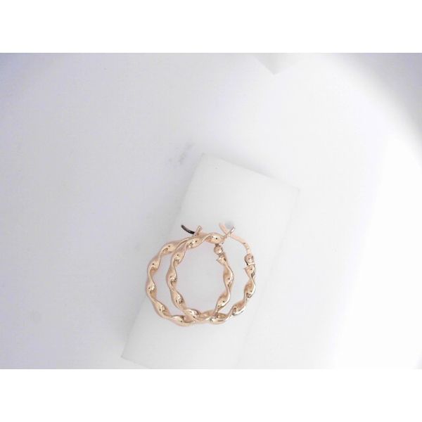 14KY Twisted Hoop Earrings Approximately 20mm in diameter. Chipper's Jewelry Bonney Lake, WA