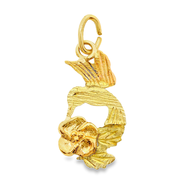 10KR Hummingbird Charm. Chipper's Jewelry Bonney Lake, WA