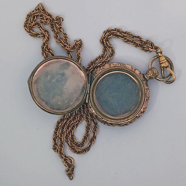 Antique Gold Filled Locket with 27" Gold Filled Chain Pendant Image 3 Chipper's Jewelry Bonney Lake, WA