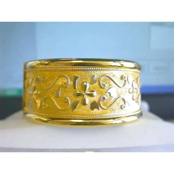 21Kt Yellow Gold Hand Worked Engraved Bangle Bracelet similar item image