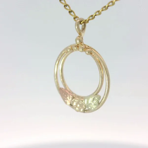 10KY Black Hills Gold Pendant w/18