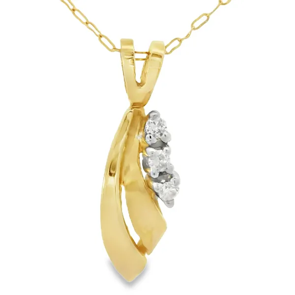 14KY Petite Diamond Pendant w/ 16