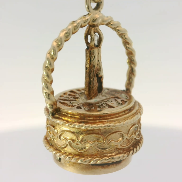 14K Yellow Gold 1960's Lighted Birthday Cake Charm Pendant Image 3 Chipper's Jewelry Bonney Lake, WA