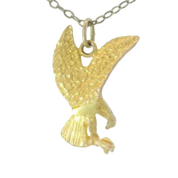 10KY Eagle Pendant w/18