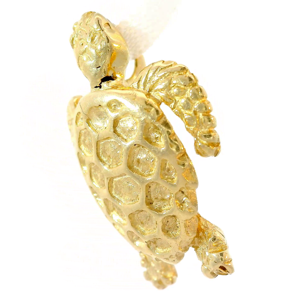 14KY Sea Turtle Pendant Image 2 Chipper's Jewelry Bonney Lake, WA
