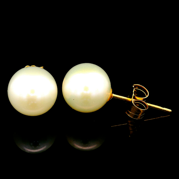14KY Akoya Cultured Pearl Studs 7.3mm Round White Color Chipper's Jewelry Bonney Lake, WA