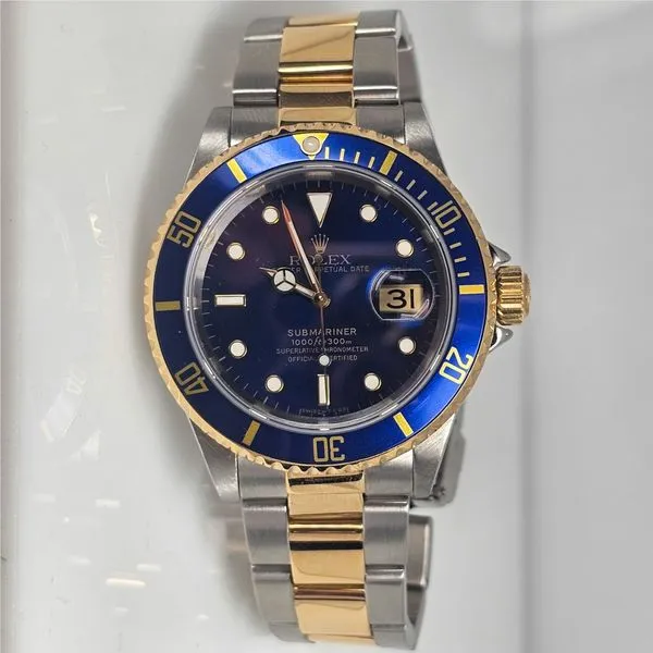 1997 Rolex Submariner Two-Tone Band Watch Image 3 Chipper's Jewelry Bonney Lake, WA