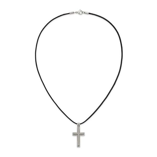 Gents Titanium Cross Pendant 18