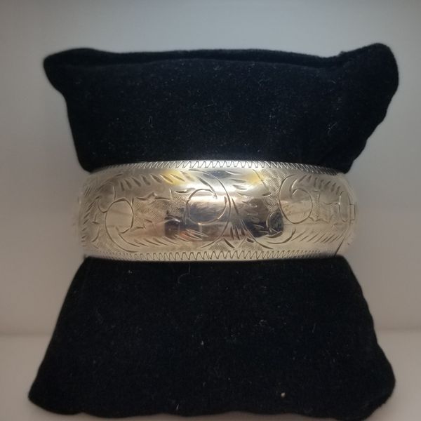 Sterling Silver Embossed Bangle Bracelet with Safety Chain Chipper's Jewelry Bonney Lake, WA
