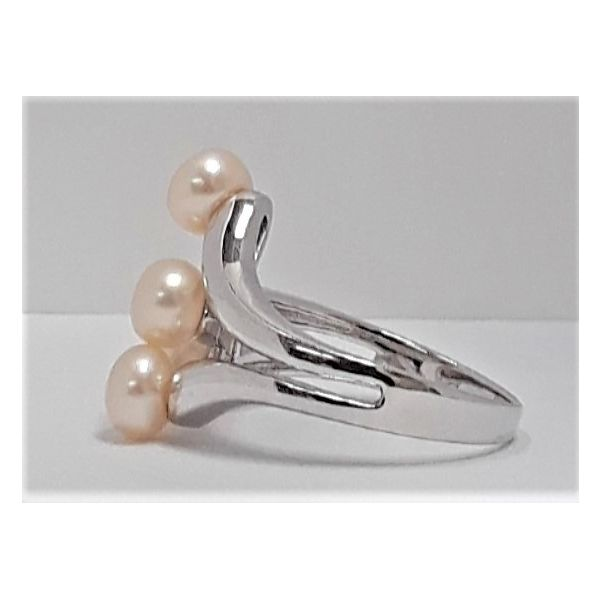 Sterling Silver Freshwater Button Pearl Ring Image 2 Chipper's Jewelry Bonney Lake, WA