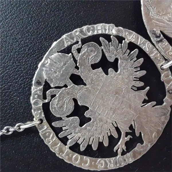 Silver 3-Medallion Necklace Image 3 Chipper's Jewelry Bonney Lake, WA