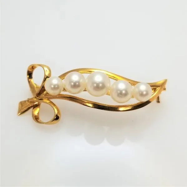 Saltwater Pearl Brooch in 18kt Yellow Gold Chipper's Jewelry Bonney Lake, WA