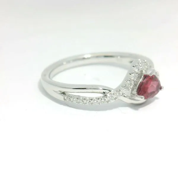 Ruby Ring Image 2 Clark's Diamond Jewelers Coeur d'Alene, ID