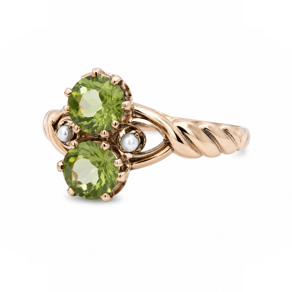 1930s Antique 10K Yellow Gold Peridot & Seed Pearl Ring | Estate Jewelry Classic Creations In Diamonds & Gold Venice, FL