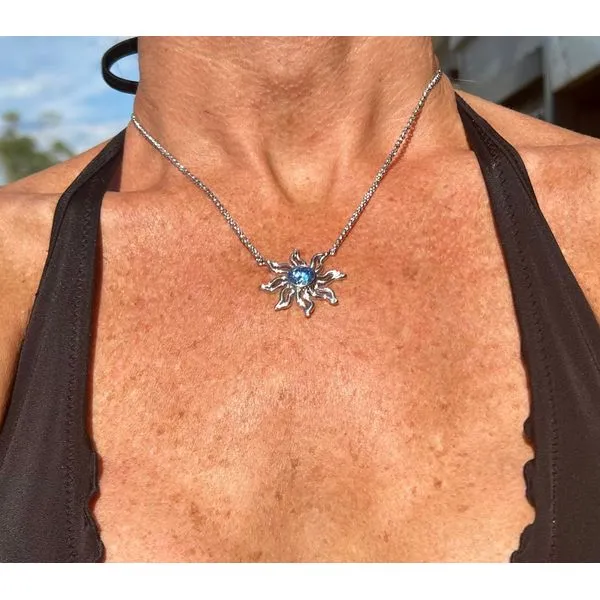 Nau-T-Girl Sun Necklace Image 2 Classic Creations In Diamonds & Gold Venice, FL