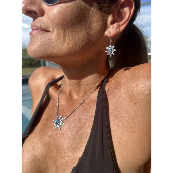 Nau-T-Girl Sun Necklace Image 3 Classic Creations In Diamonds & Gold Venice, FL
