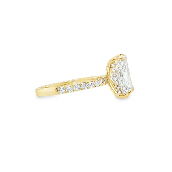 Radiant Majesty Ring Image 2 CMS Fine Jewelers Wooster, OH