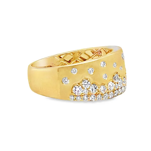 Crownlight Band Image 2 CMS Fine Jewelers Wooster, OH